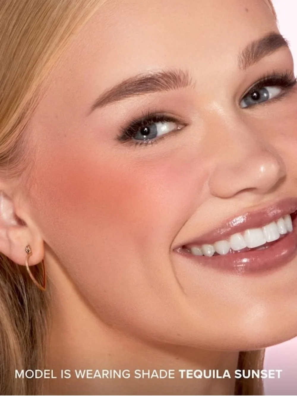 Too Faced Cloud Crush Blurring Blush – Pink